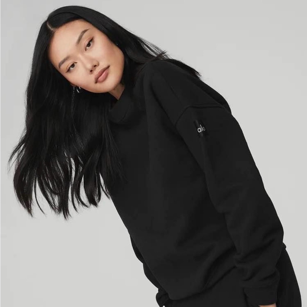 Alo Black Sweatshirt